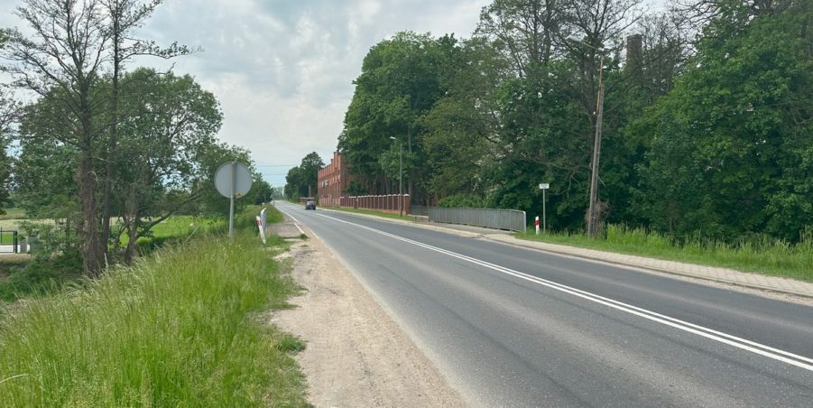 2023 05 23 km 247+700 strona lewa