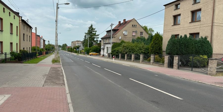2023 06 06 km 254+400 strona lewa