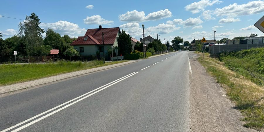 2023 06 13 km 247+700 strona prawa