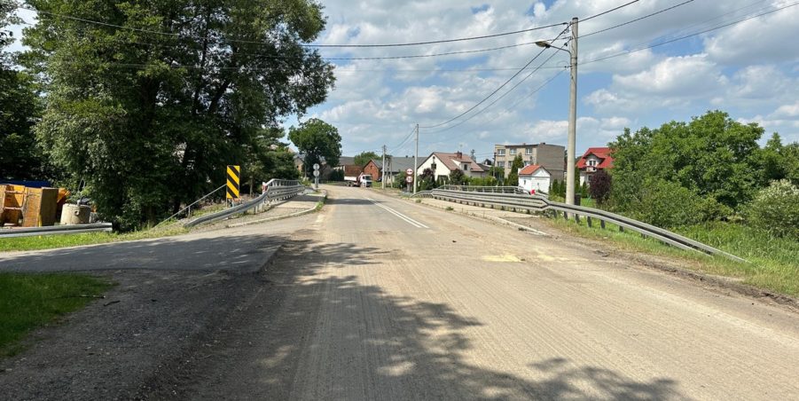 2023 07 04 km 248+100 most nad rzeką Drama