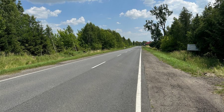 2023 07 04 km 252+500 pola strona prawa