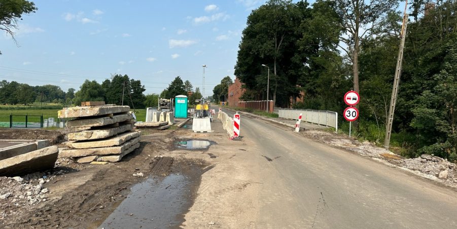 2023 07 11 km 247+700 most MD 01 nad ciekiem Łubia