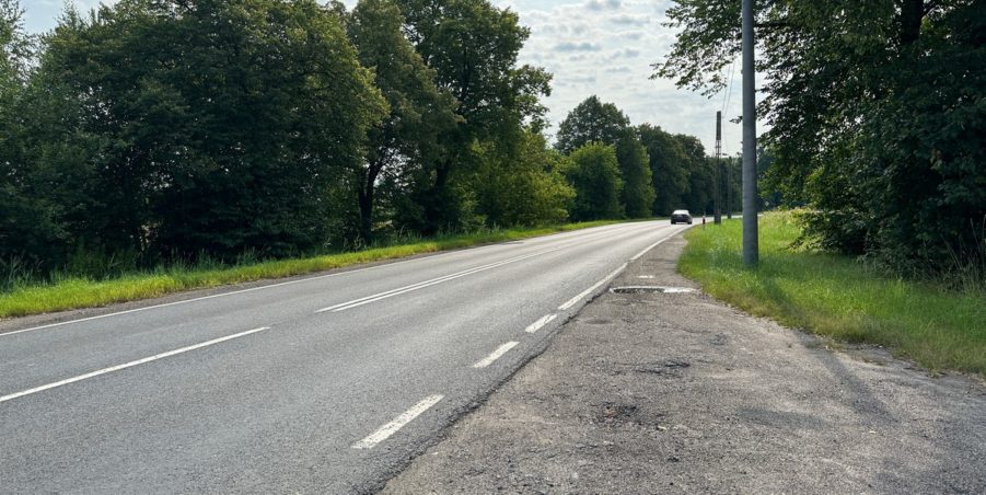 2023 07 11 km 252+950 ul. Robotnicza strona prawa