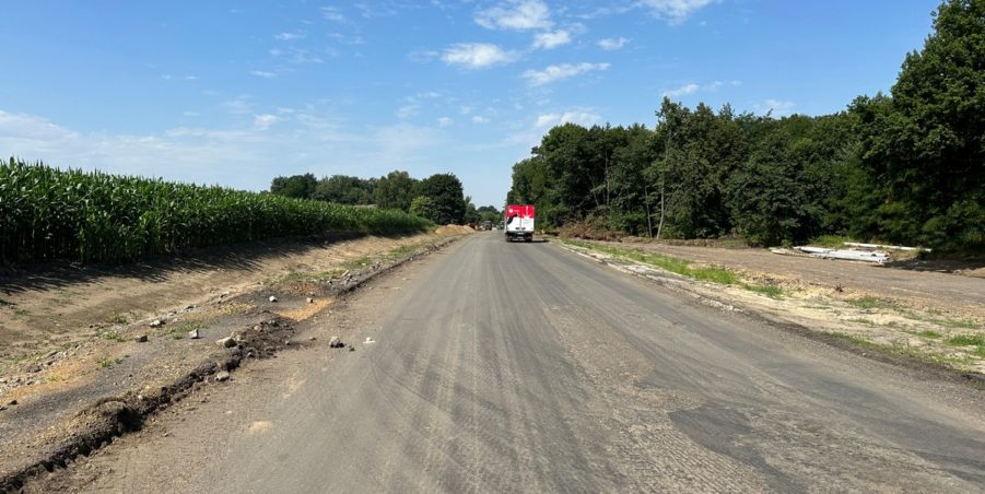 2023 07 18 km 248+900 las Boniowski parking