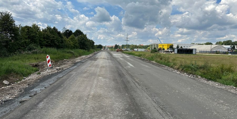 2023 07 25 km 245+300 zjazd do Polmarkus