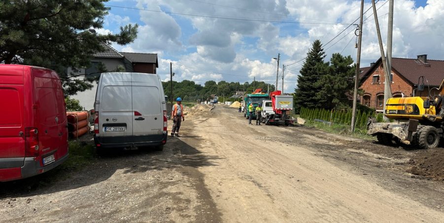 2023 07 25 km 246+550 ul. Wiejska strona lewa