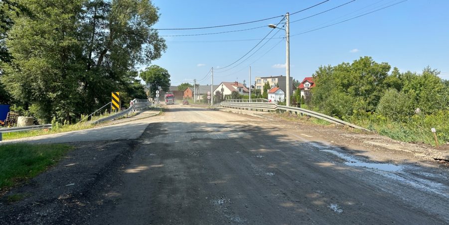 2023 08 16 km 248+100 most nad rzeką Drama