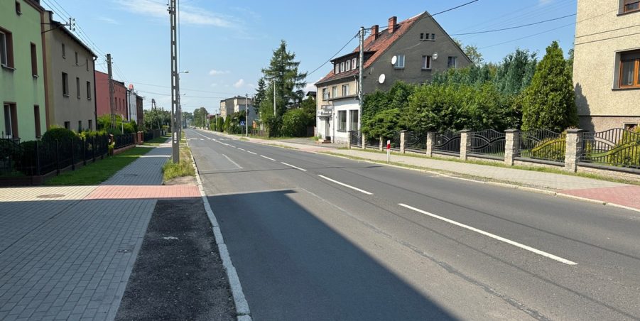 2023 08 16 km 254+400 Wieszowa strona lewa