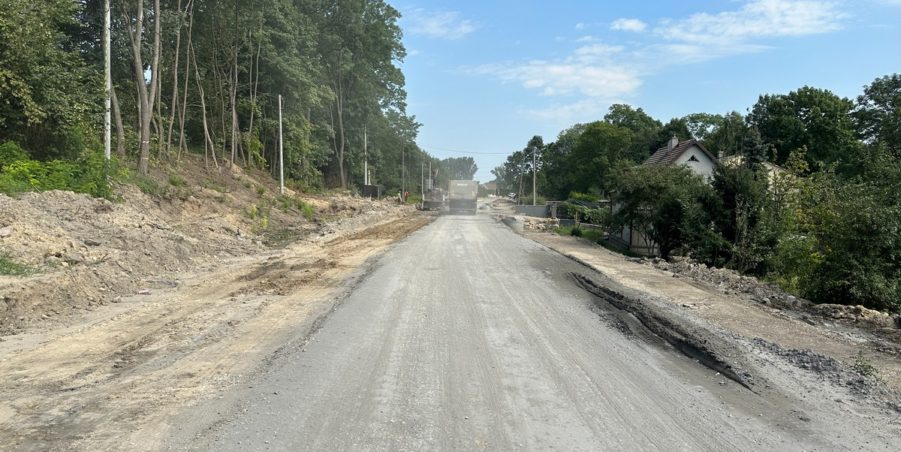 2023 08 22 km 246+000 ul. Bytomska strona prawa