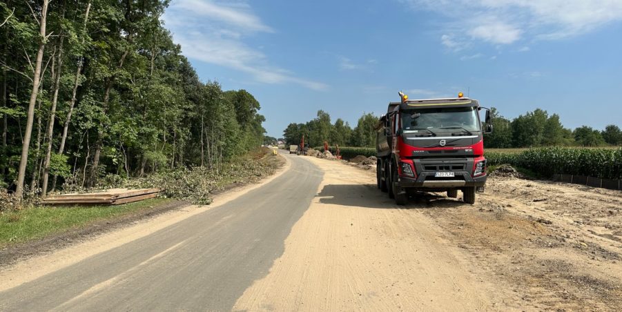 2023 08 22 km 248+900 las Boniowski