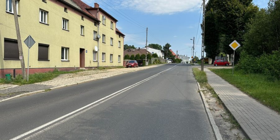 2023 08 22 km 253+450 przedszkole