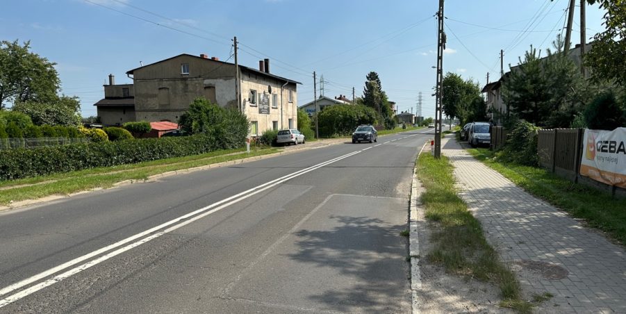 2023 08 22 km 255+100 przy A1 strona prawa