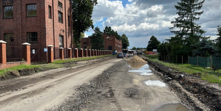 2023 08 08 km 247+450 zabytkowa stacja wodociągowa