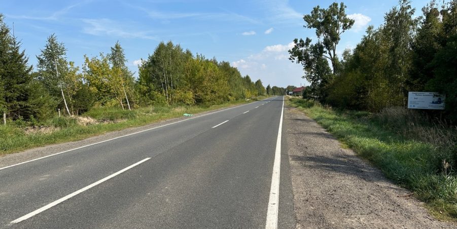 2023 09 12 km 252+500 pola strona prawa