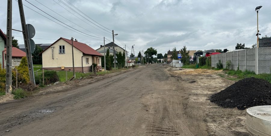 2023 09 19 km 247+700 Karchowice ul. Polna