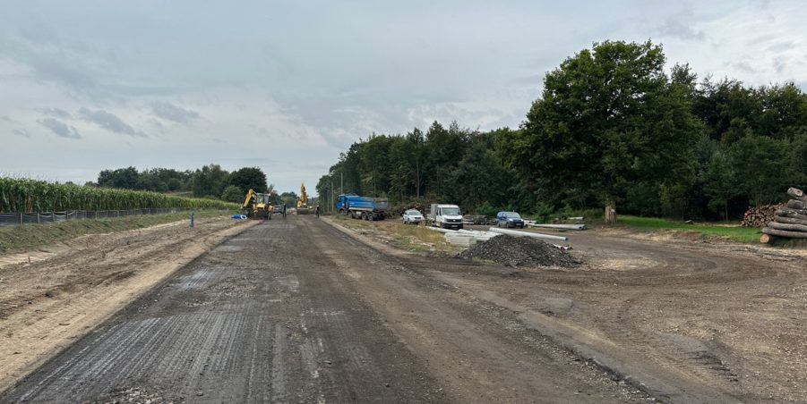 2023 09 19 km 248+900 las Boniowski parking