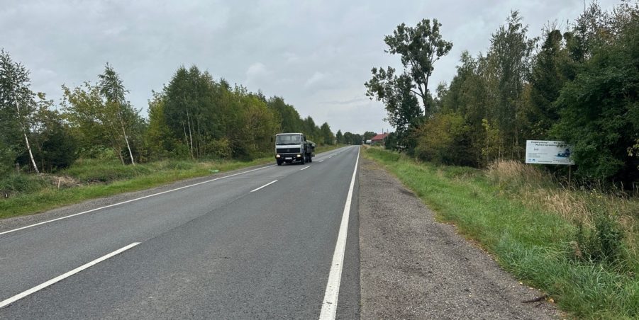 2023 09 19 km 252+500 pola strona prawa