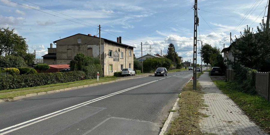 2023 10 03 km 255+100 przy A1 strona prawa