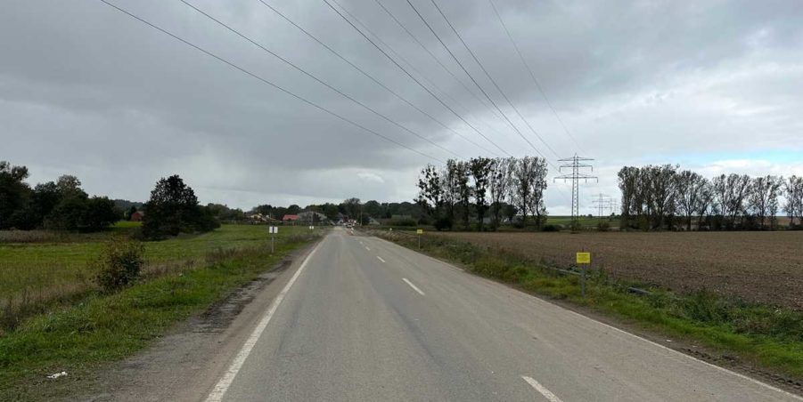 2023 10 10 km 247+200 pola strona lewa