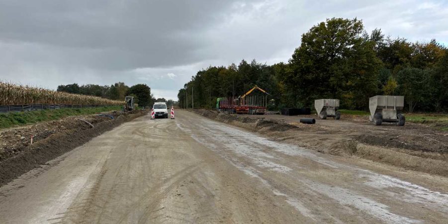 2023 10 10 km 248+900 las Boniowski parking