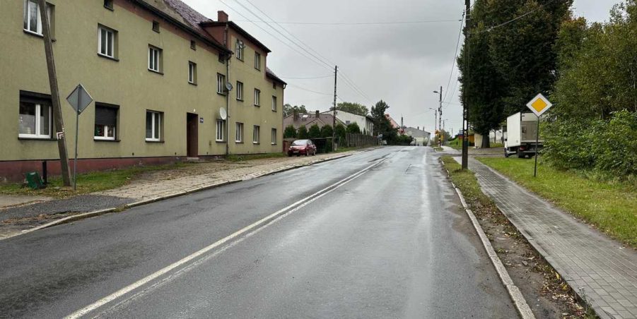 2023 10 10 km 253+450 przedszkole