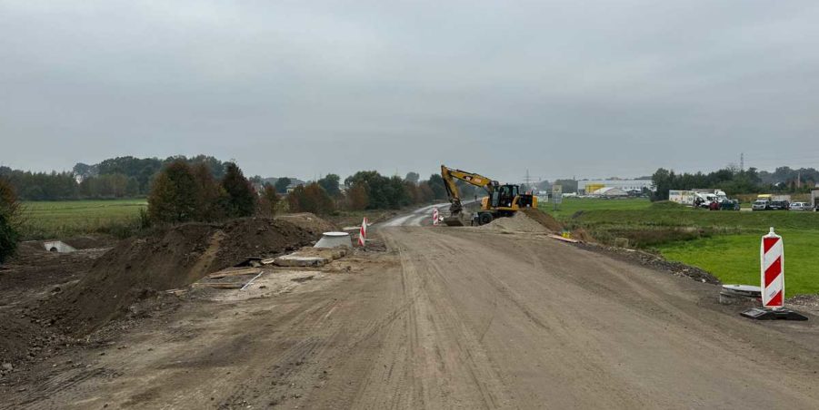 2023 10 17 km 245+600 droga wzdłuż rzeki Drama
