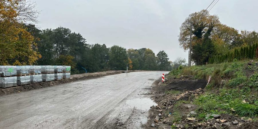 2023 10 24 km 246+000 ul. Bytomska strona lewa