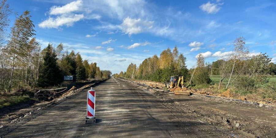 2023 10 31 km 252+500 pola strona lewa