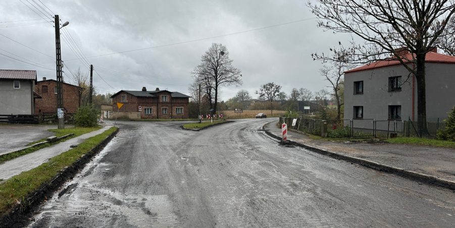 2023 11 07 km 253+450 ul. Dworcowa