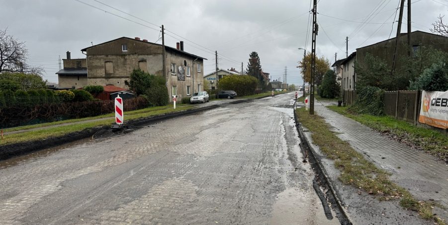 2023 11 07 km 255+100 przy A1 strona prawa