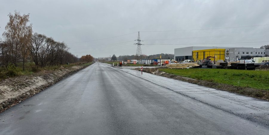 2023 11 14 km 245+300 zjazd do Polmarkus