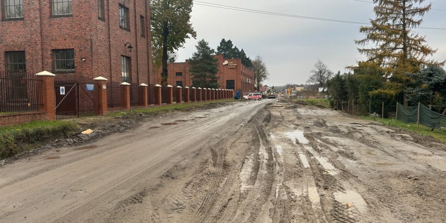 2023 11 21 km 247+450 zabytkowa stacja wodociągowa