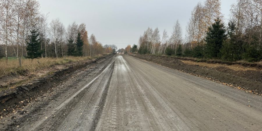 2023 11 21 km 252+500 pola strona lewa