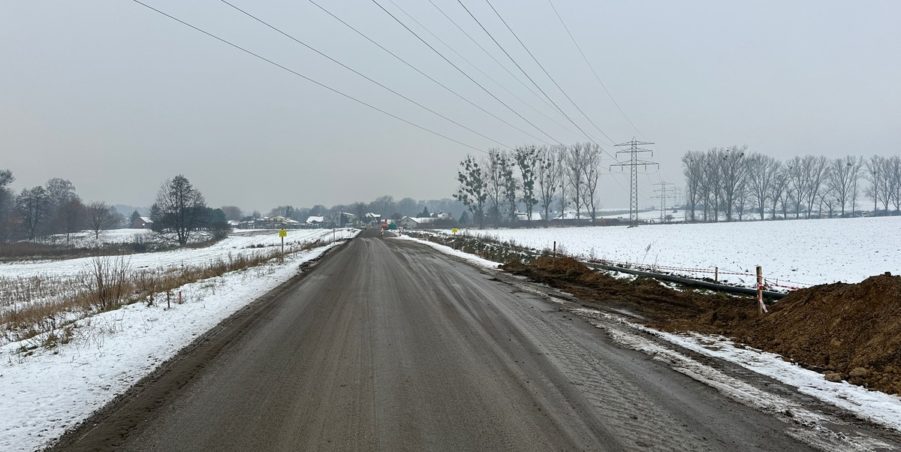 2023 11 28 km 247+200 pola strona lewa