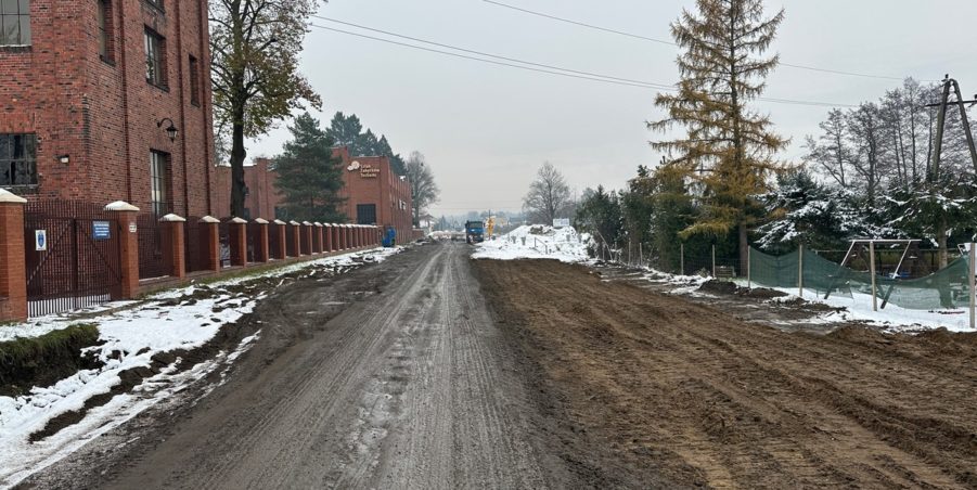 2023 11 28 km 247+450 zabytkowa stacja wodociągowa