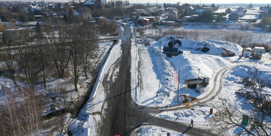 38. 253+100 Wieszowa ul Robotnicza zaplecze budowy
