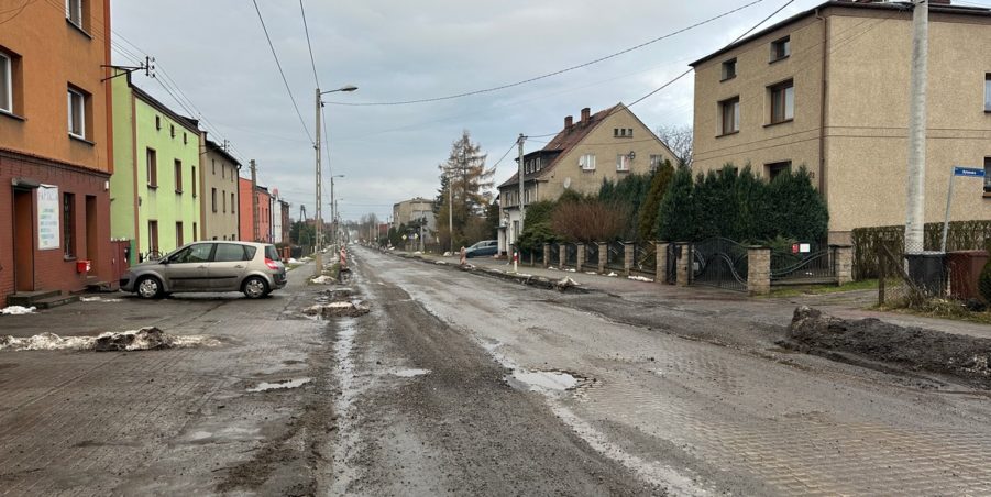 2023 12 05 km 254+400 Wieszowa strona lewa
