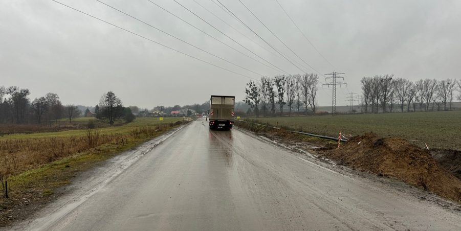 2023 12 19 km 247+200 pola strona lewa