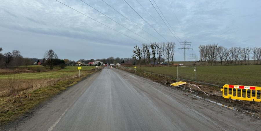 2023 12 27 km 247+200 pola strona lewa