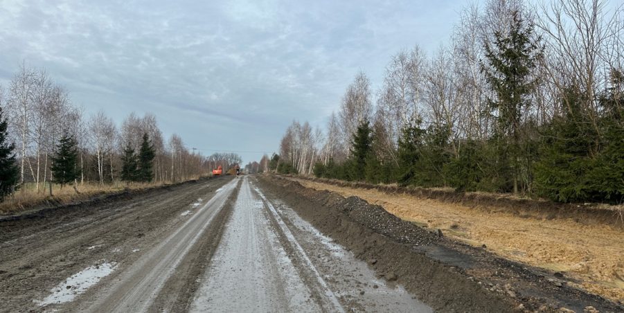 2023 12 27 km 252+500 pola strona lewa