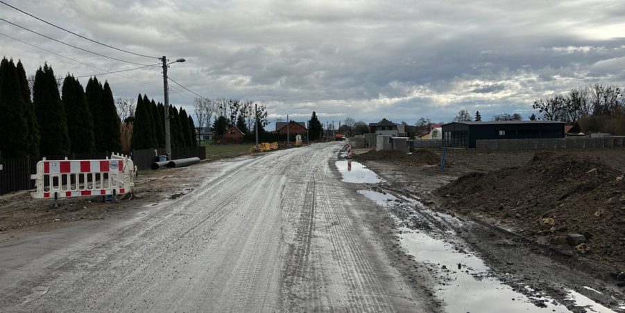 2024 01 02 km 246+400 ul. Wiejska strona prawa