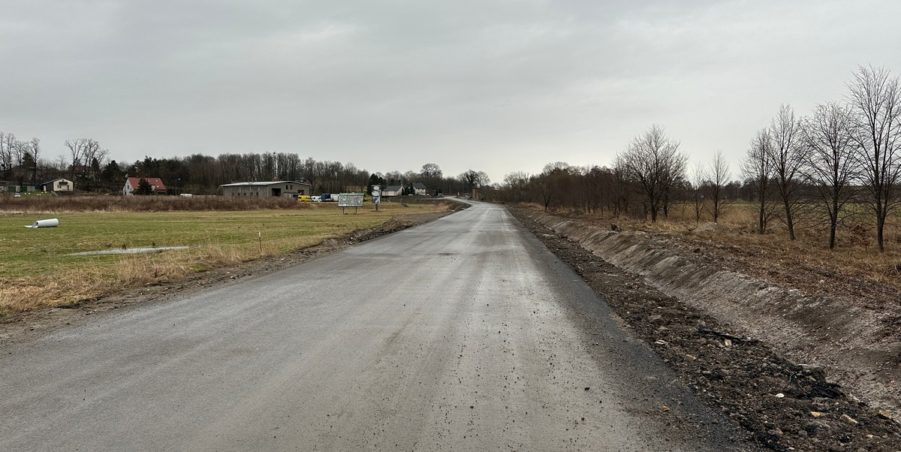 2024 02 06 km 245+300 droga wzdłuż rzeki Drama