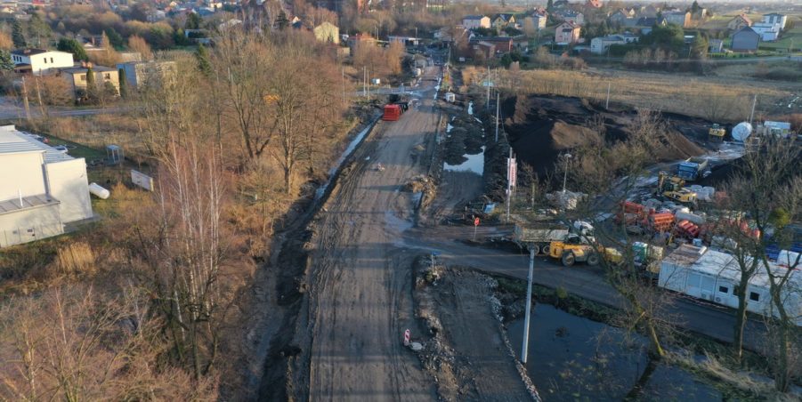 38. 253+100 Wieszowa ul Robotnicza zaplecze budowy