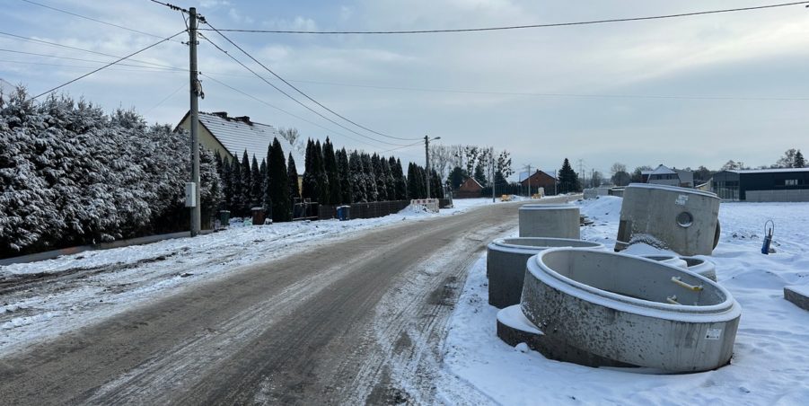 2024 01 09 km 246+400 ul. Wiejska strona prawa