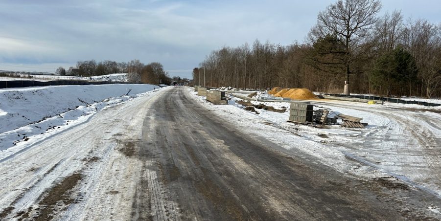 2024 01 16 km 248+900 las Boniowski parking