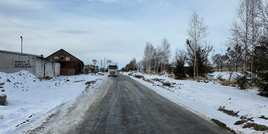 2024 01 16 km 252+950 ul. Robotnicza strona lewa