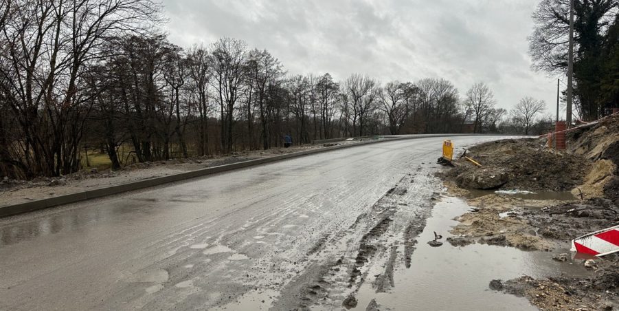 2024 01 30 km 246+000 ul. Bytomska strona lewa.JPG