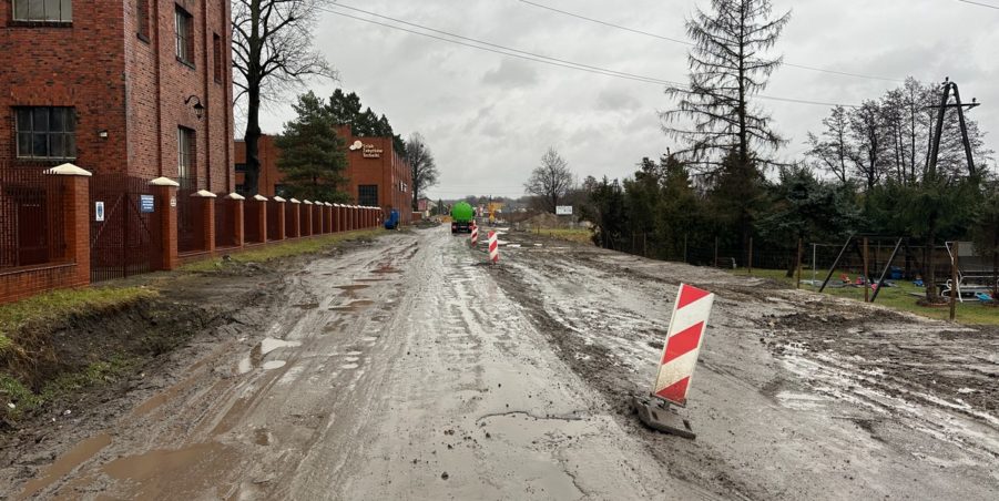 2024 01 30 km 247+450 zabytkowa stacja wodociągowa