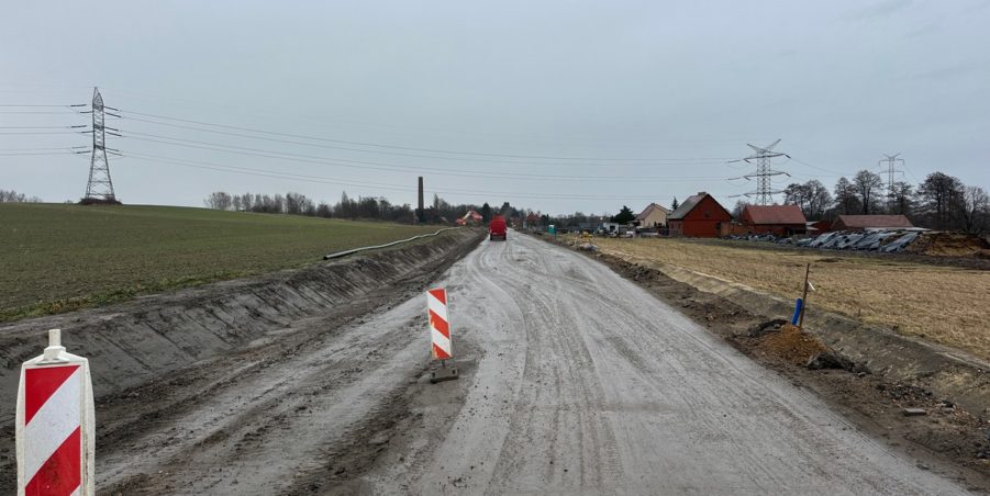 2024 02 06 km 247+200 pola strona prawa