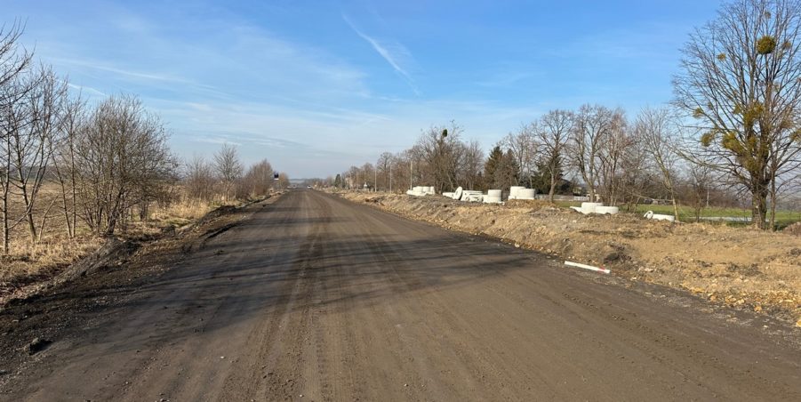 2024 02 13 km 251+200 ul. Konary przystanek